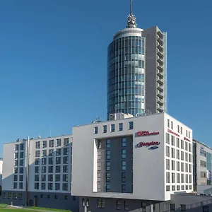 Hampton By Hilton West Hotell